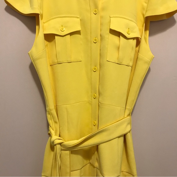 Alice + Olivia Yellow Yoko Short-sleeve Pleated Shirt Dress - Picture 5 of 15